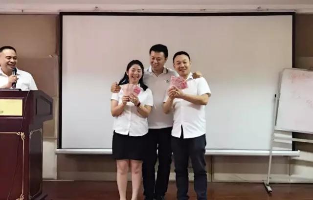 聚势赢新,决战暑促之巅！2017年度暑促动员大会(图7)
